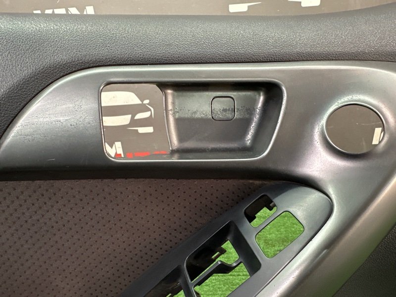 Обшивка двери Kia Cerato 2 2010 TD