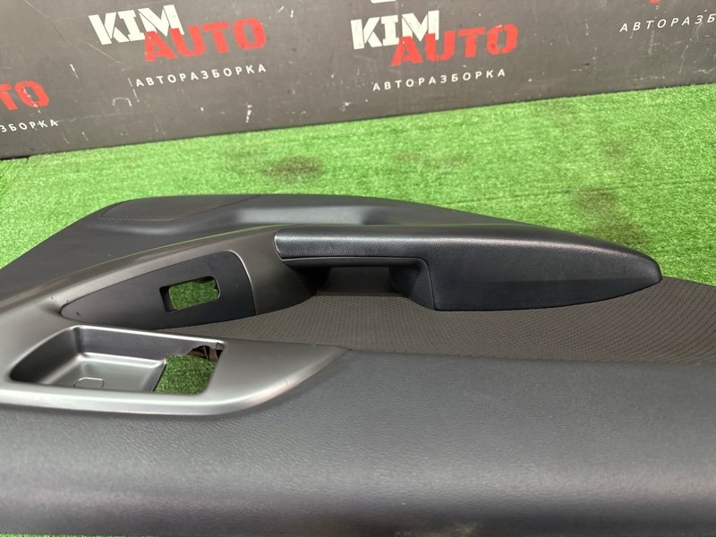 Обшивка двери Kia Cerato 2 2010 TD