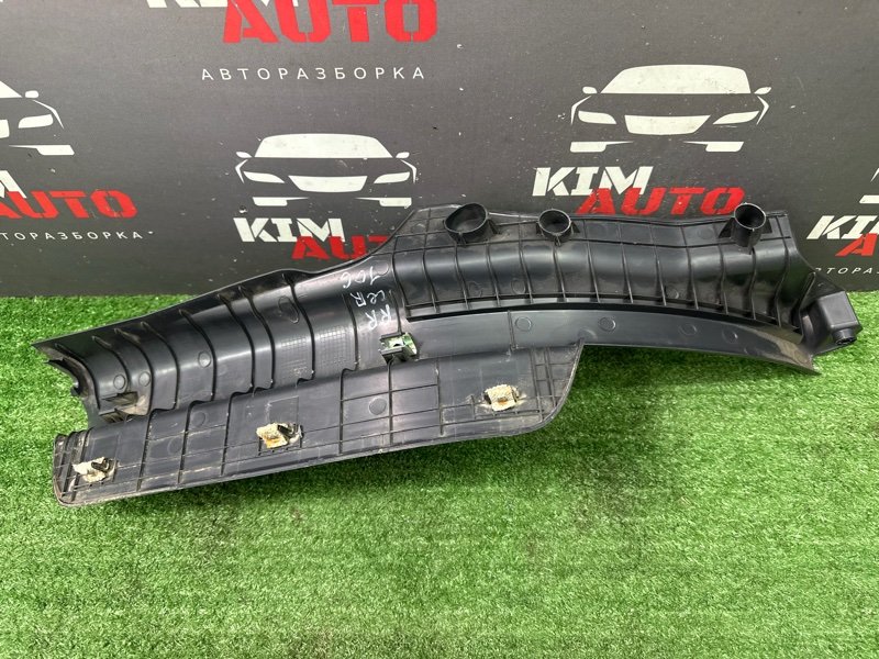 Накладка порога салона Kia Cerato 2 2010 TD