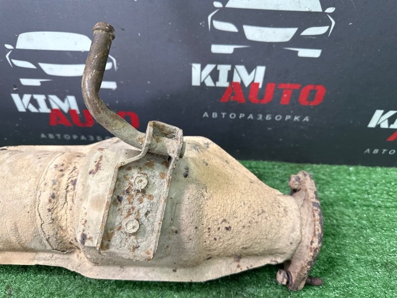 Приемная труба глушителя Kia Cerato 2 2010 TD