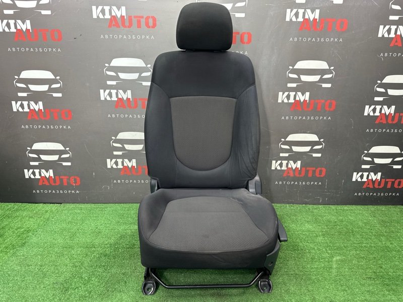 Сиденье переднее Kia Cerato 2 2010 TD
