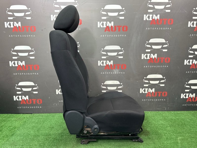 Сиденье переднее Kia Cerato 2 2010 TD