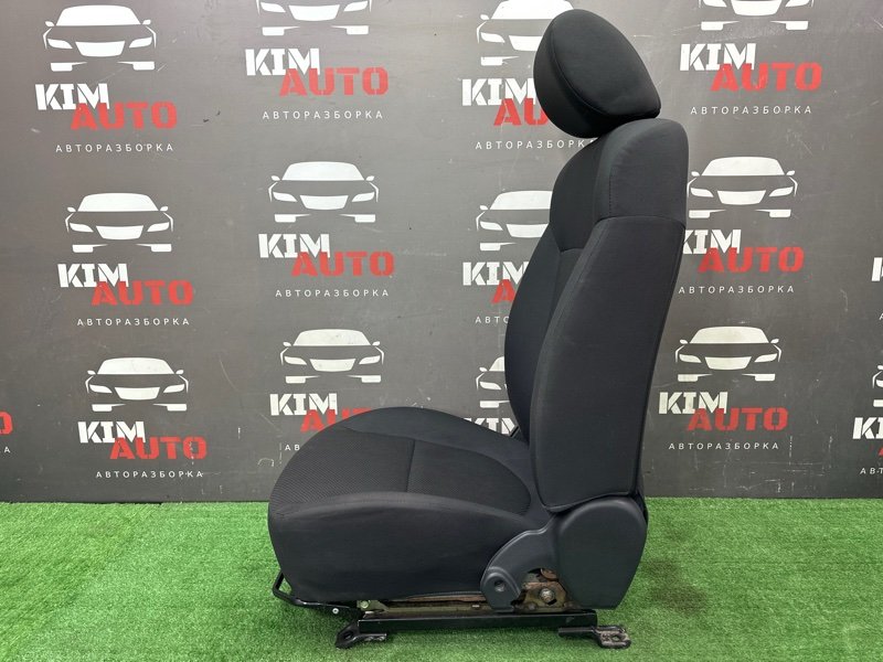 Сиденье переднее Kia Cerato 2 2010 TD