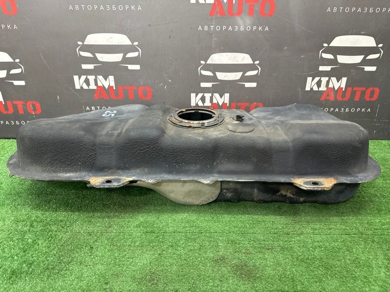Бак топливный с тепловым экраном Kia Cerato 2 2010 TD