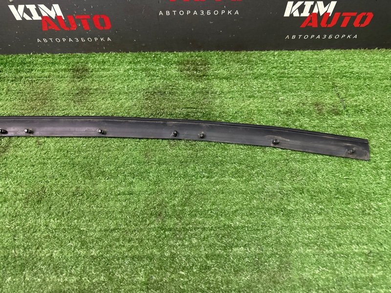 Уплотнитель капота Kia Cerato 2 2010 TD