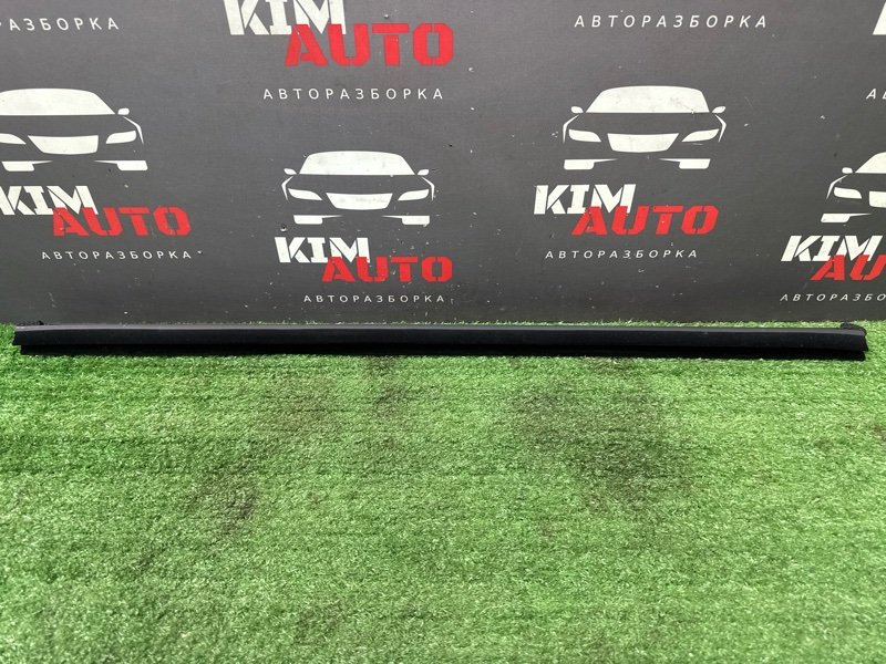Уплотнитель стекла(бархотка) внутренний Kia Cerato 2 2010 TD