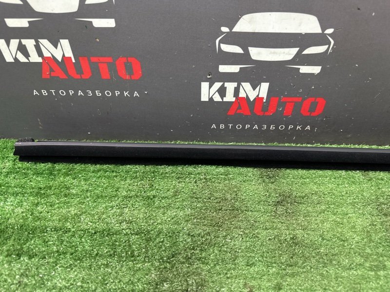 Уплотнитель стекла(бархотка) внутренний Kia Cerato 2 2010 TD