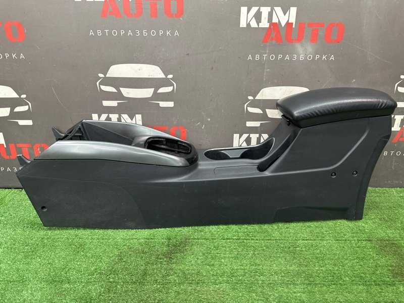 Центральная Консоль с подлокотником Kia Cerato 2 2010 TD