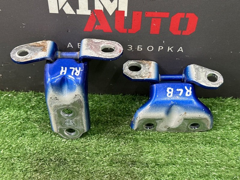 Петли двери Kia Cerato 2 2010 TD