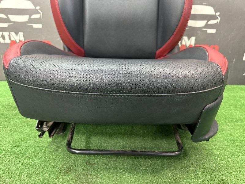 Сиденья передние комплект Kia Rio X 2020