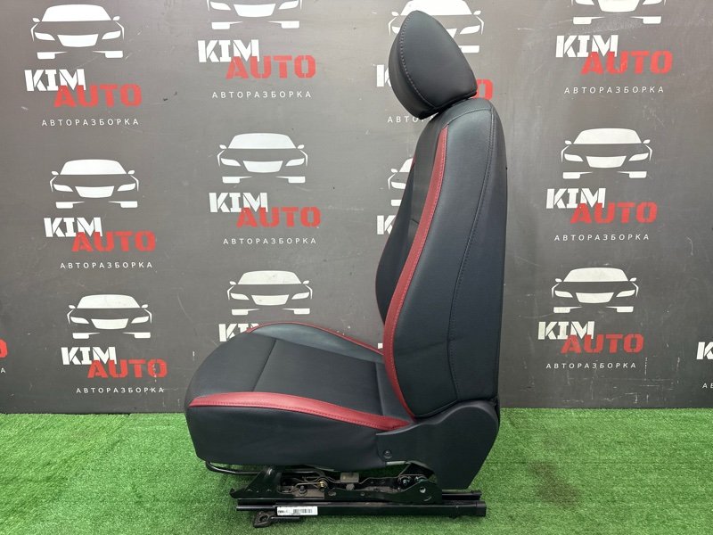 Сиденья передние комплект Kia Rio X 2020