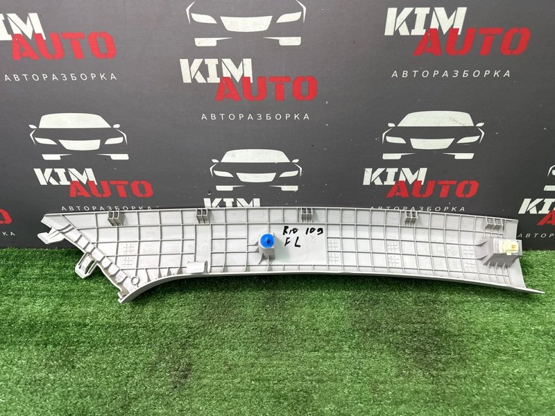 Накладка стойки лобового стекла Kia Rio X 2020