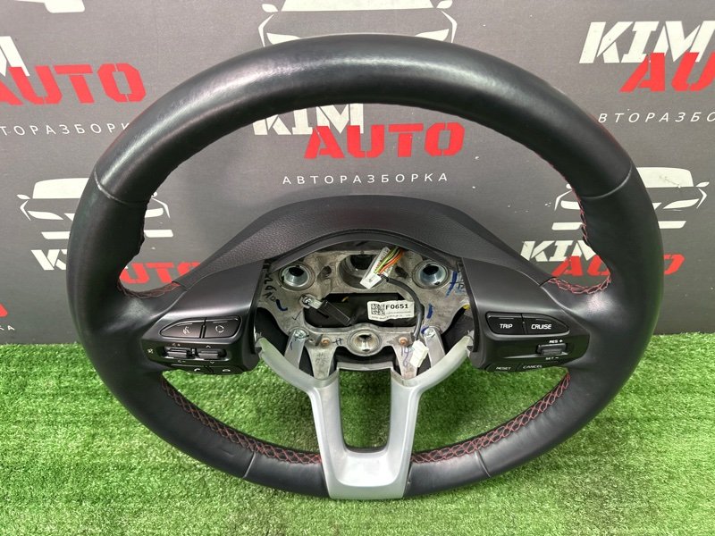 Руль кожаный с кнопками Kia Rio X 2020
