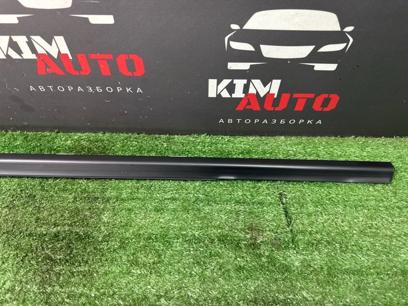 Уплотнитель стекла наружный (Бархотка) Kia Rio X 2020