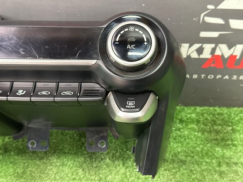 Блок управления климат-контролем Kia Rio X 2020