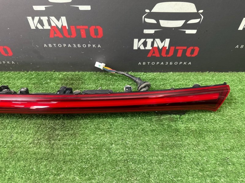 Молдинг крышки багажника Kia Rio X 2020