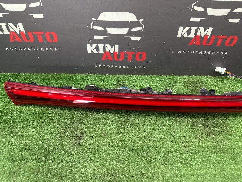 Молдинг крышки багажника Kia Rio X 2020
