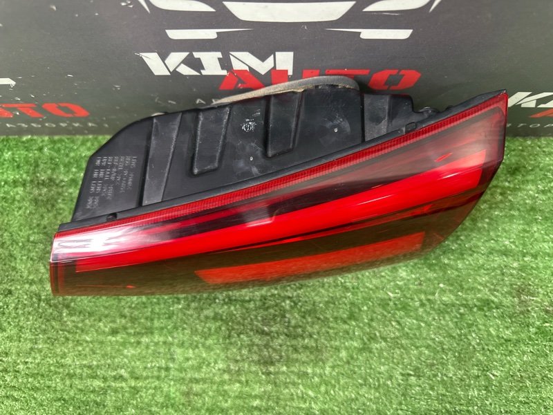 Фонарь в крышку багажника Kia Rio X 2020