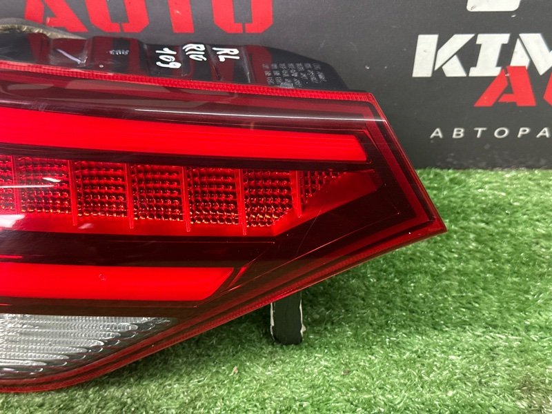 Фонарь в крышку багажника Kia Rio X 2020