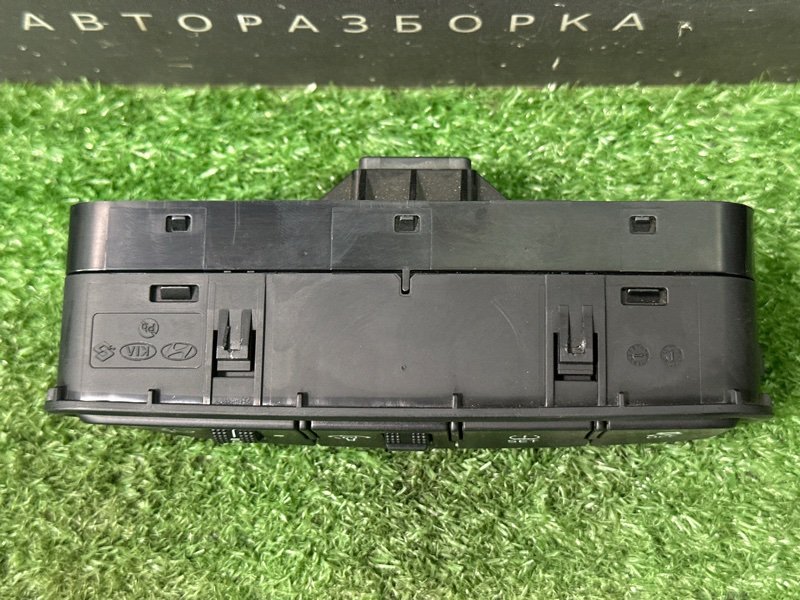 Блок кнопок управления светом Kia Rio X 2020