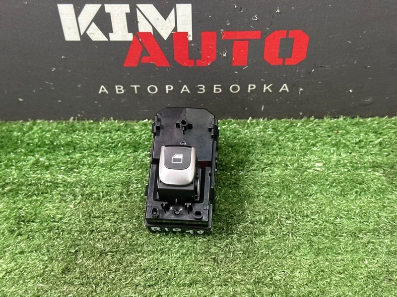 Кнопка стеклоподъемника Kia Rio X 2020