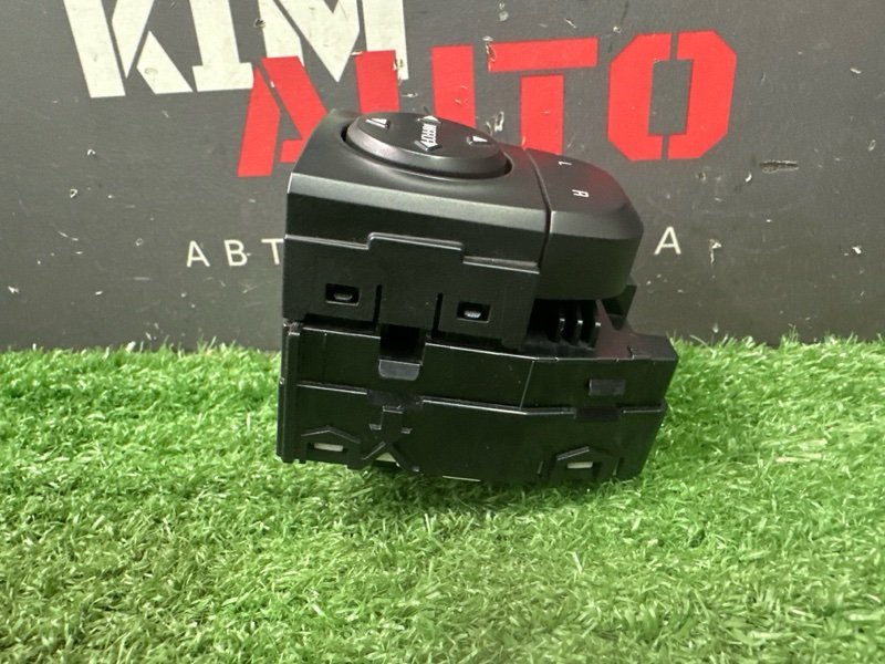 Блок управления зеркалами Kia Rio X 2020