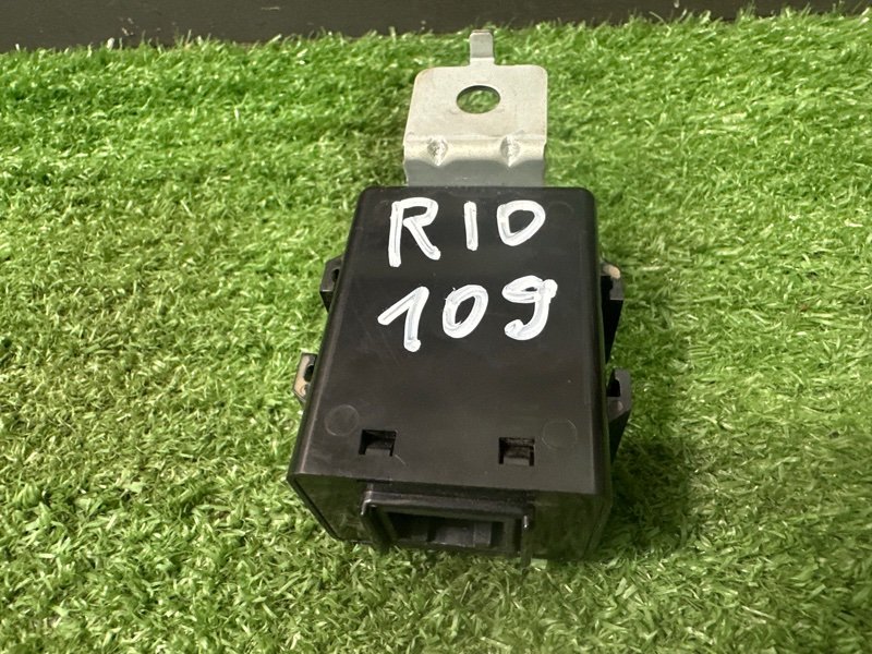 Блок иммобилайзера Kia Rio X 2020