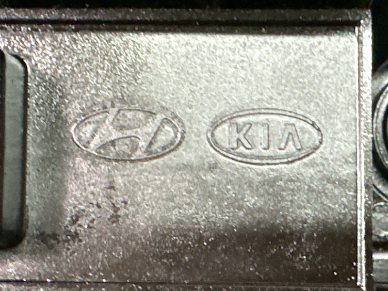 Клапанная крышка Kia
