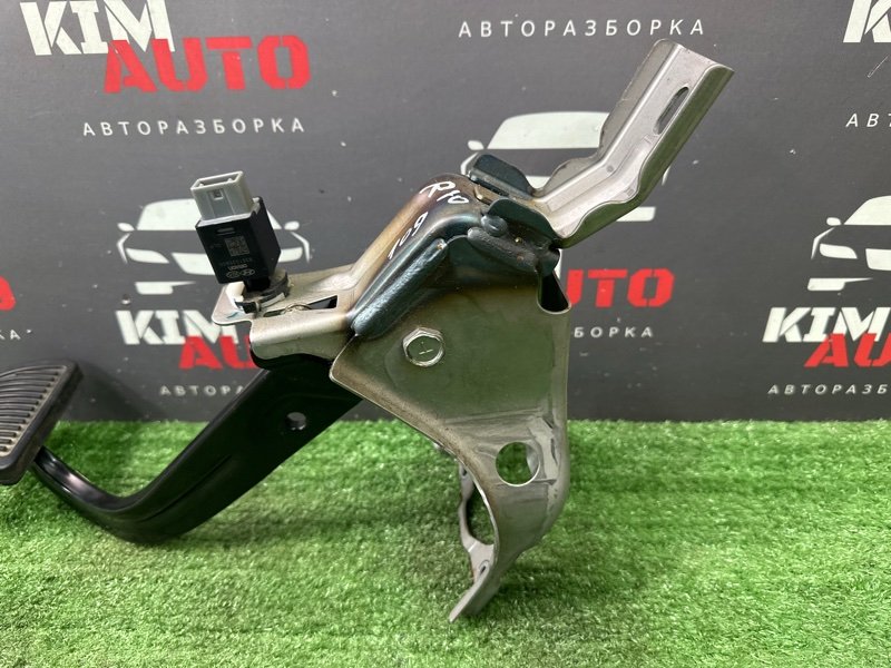 Педаль тормоза АКПП Kia Rio X-Line 2020