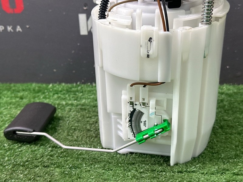 Насос топливный (Бензонасос) Kia Rio X-Line 2020