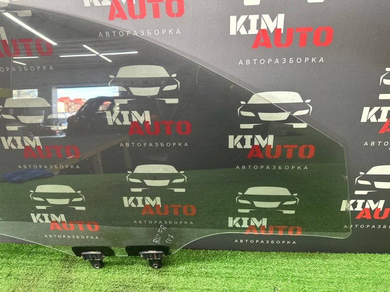 Стекло двери Kia Rio X-Line 2020