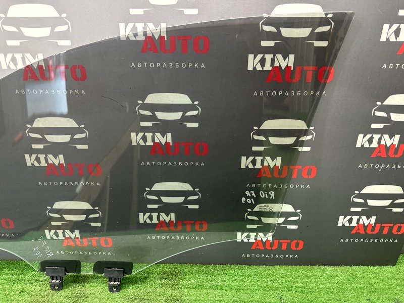 Стекло двери Kia Rio X-Line 2020