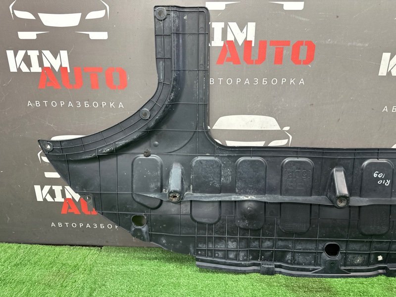 Пыльник двигателя Kia Rio X-Line 2020