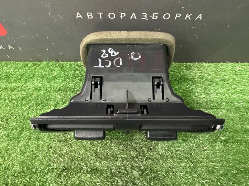 Дефлектор отопителя Skoda Octavia 2014 A7