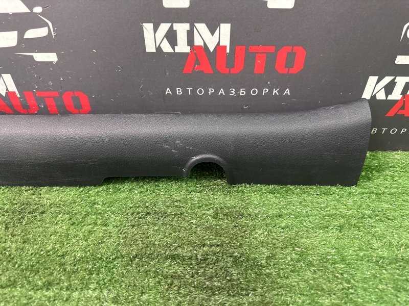 Накладка порога салона Kia Rio X-Line 2020
