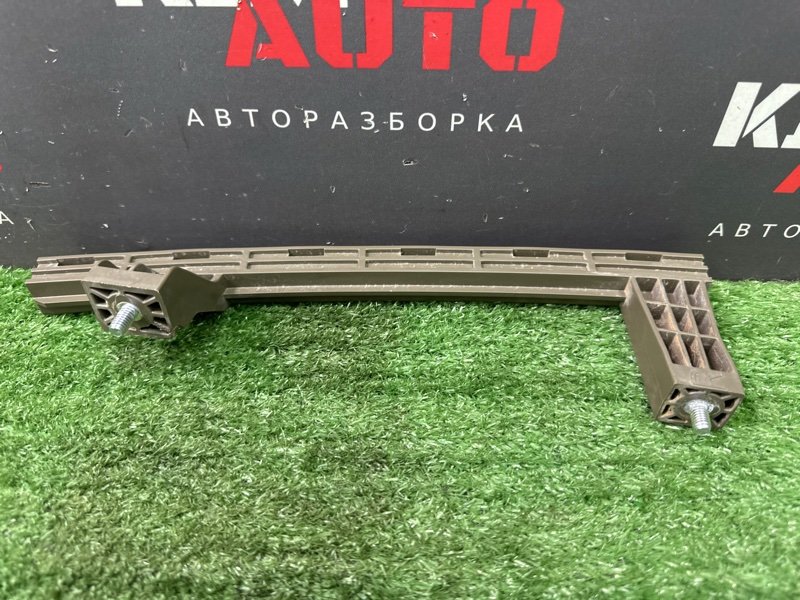 Направляющая стекла двери Kia Rio X-Line 2020