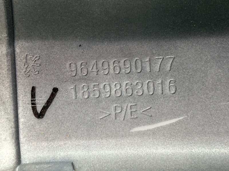 Бампер Peugeot 207
