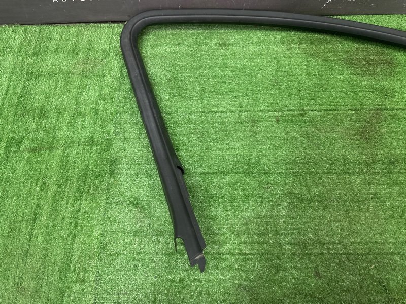 Накладка двери внутренняя Opel Astra J