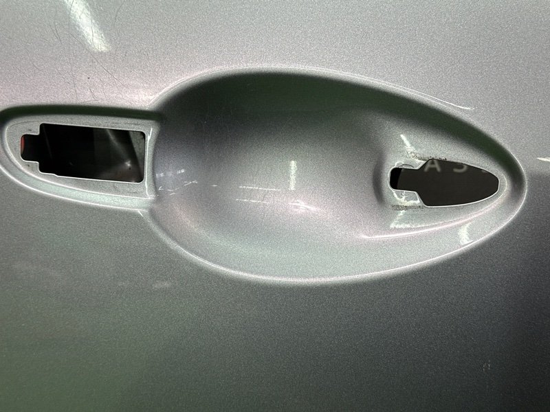 Дверь Mazda 3 BL