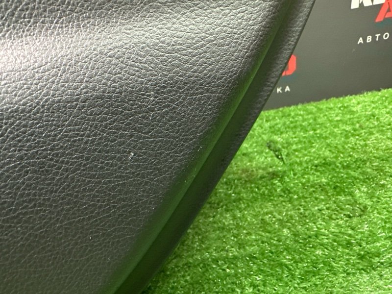 Обшивка двери Mazda 3 BL