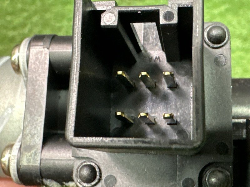 Мотор стеклоподъемника Mazda 3 BL