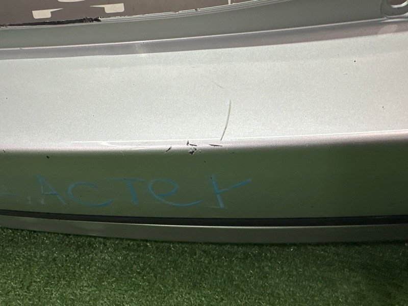 Бампер Renault Duster