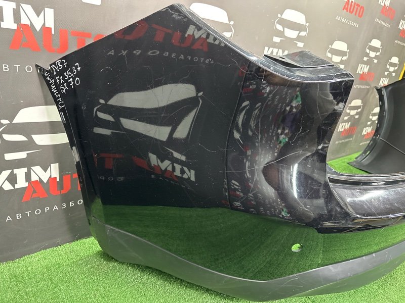 Бампер Infiniti FX35