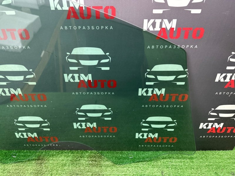 Стекло двери Opel Astra J