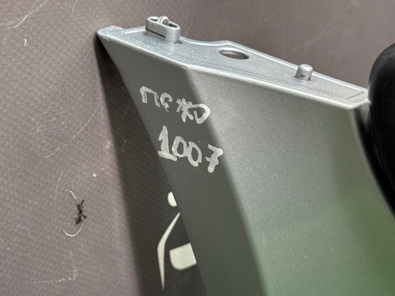 Бампер Peugeot 1007 KM