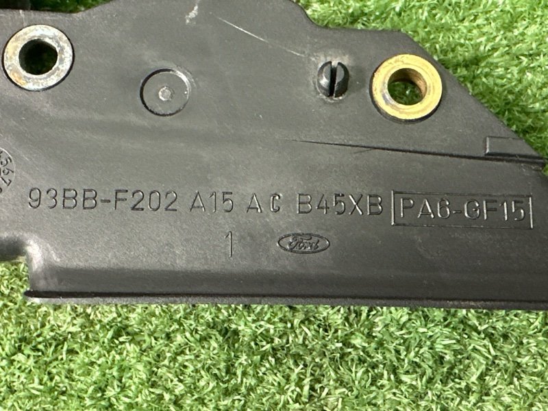 Воздуховод салона Ford Mondeo