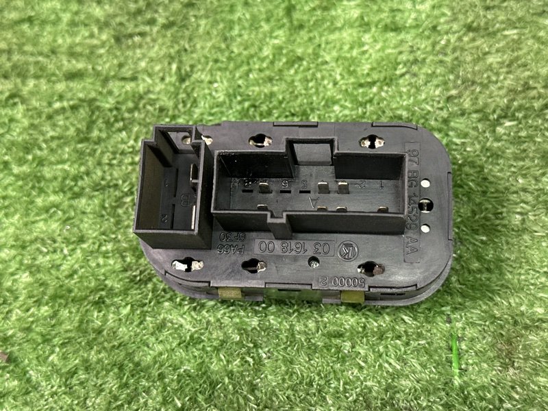 Блок управления стеклоподъемниками Ford Mondeo