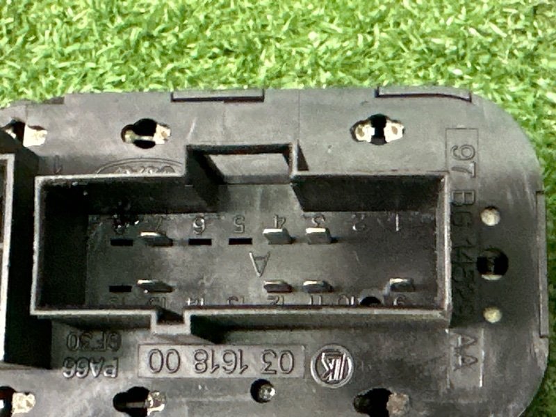 Блок управления стеклоподъемниками Ford Mondeo