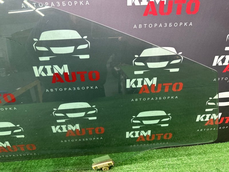 Стекло двери Hyundai i30 GD