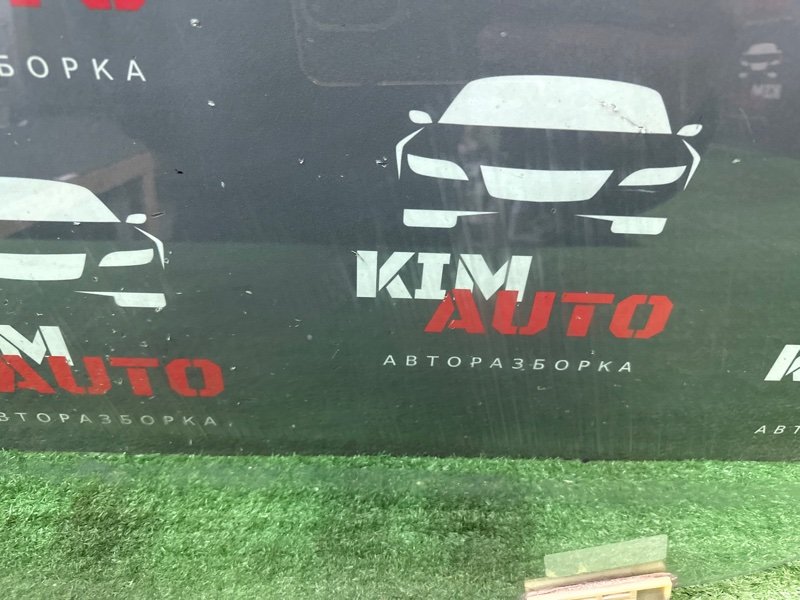 Стекло двери Hyundai i30 GD